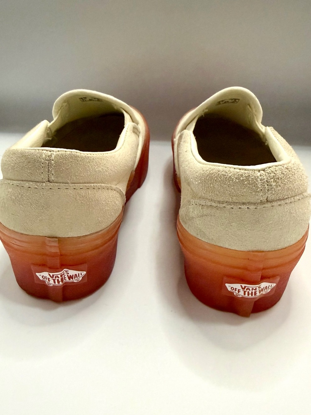 Cream Slip-On Platform Sneakers with Orange Gum Sole Size 7.5 Women’s - Picture 3 of 5